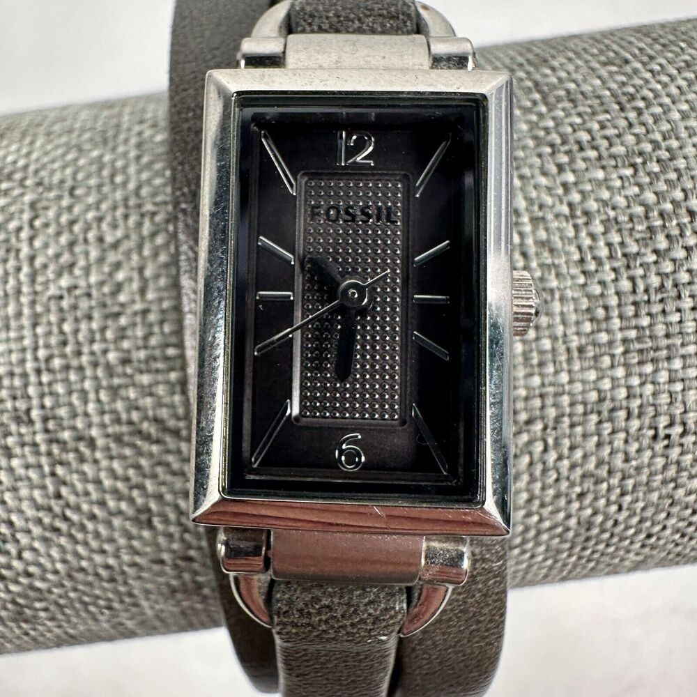 Fossil Watch Womens 15mm Rectangle Gray Multi Strap Band Silver Tone New Battery - Picture 4 of 10